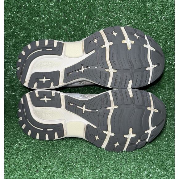 Brooks Ghost 14 Women’s Size 9.5 B Gray White Running Shoes Athletic Sneakers - Picture 10 of 13